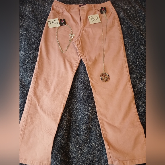 5/$25 Gloria Vanderbilt Mauve Jeans Rebecca Style Size 14 - Picture 3 of 3